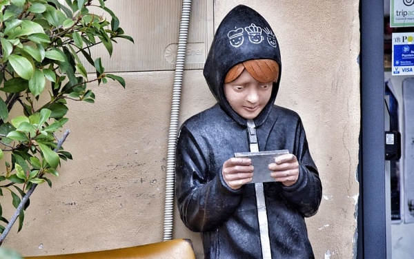 Could age verified phones for kids work? SHOULD they? /img/child-alone-with-smartphone.jpg