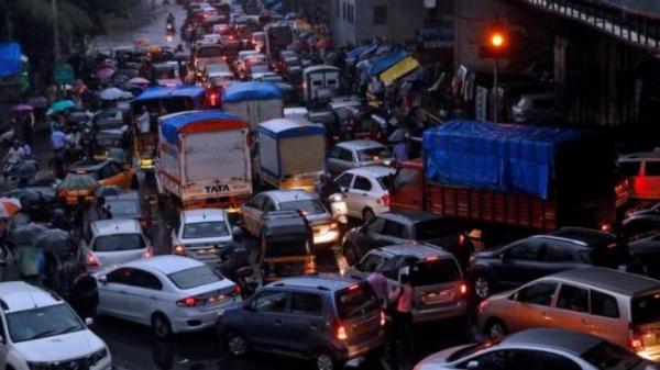 Could India's car crisis save her from ending like Nigeria? /img/mumbai_traffic.jpg